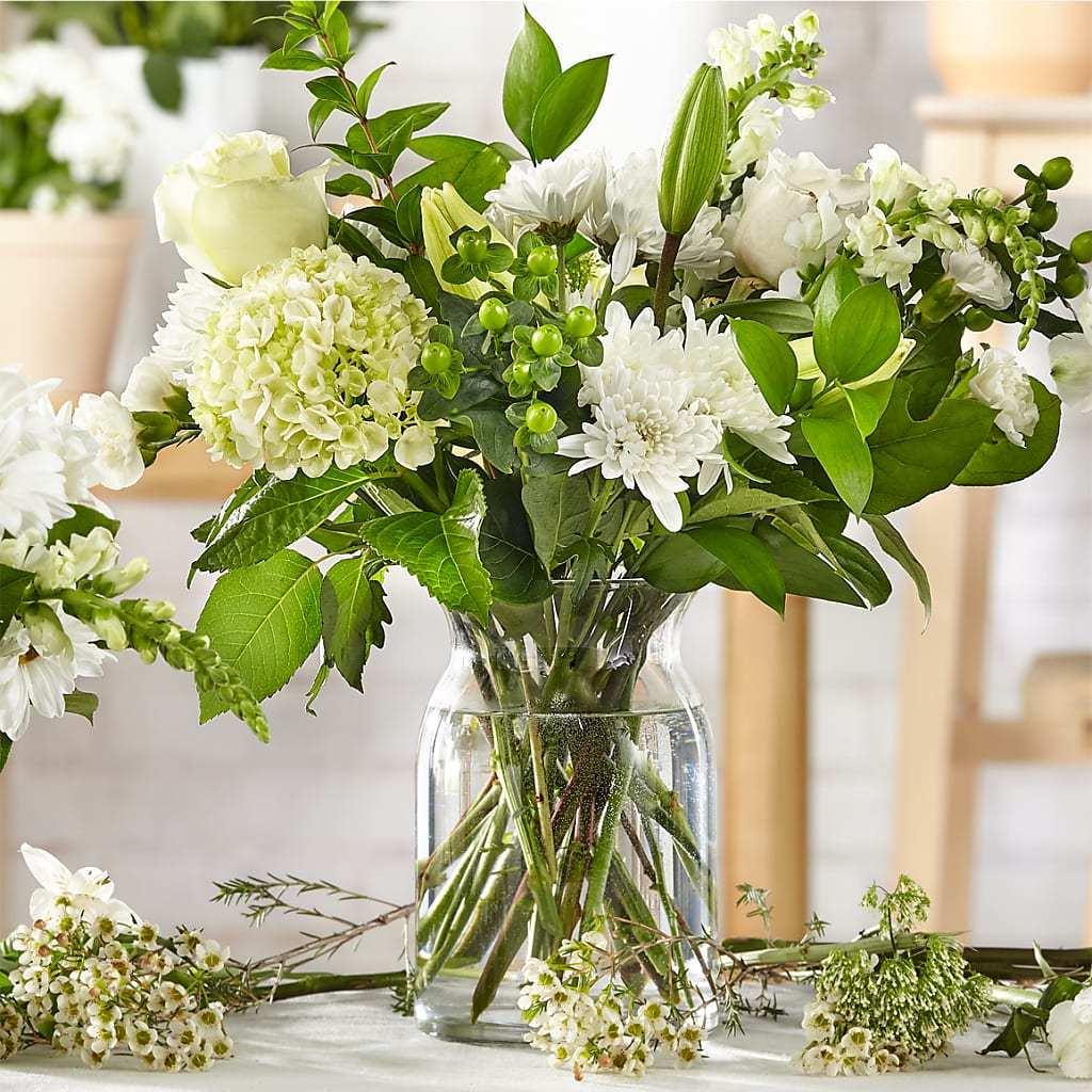 Classic Ivory – A Florist Original – SHARON'S FLOWERS, Lafayette IN